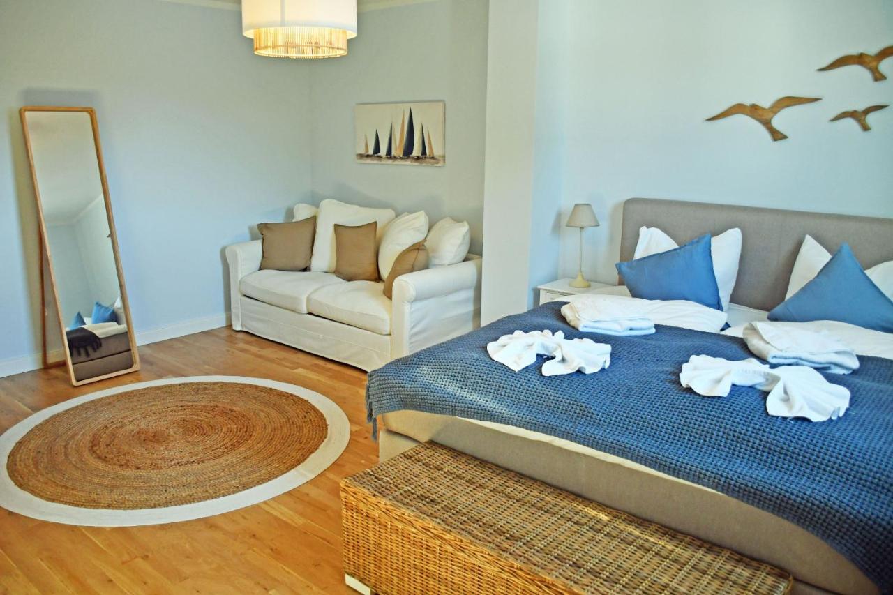 Schoene Ferienwohnungen Mit Kamin Im Ostseebad Sellin ภายนอก รูปภาพ