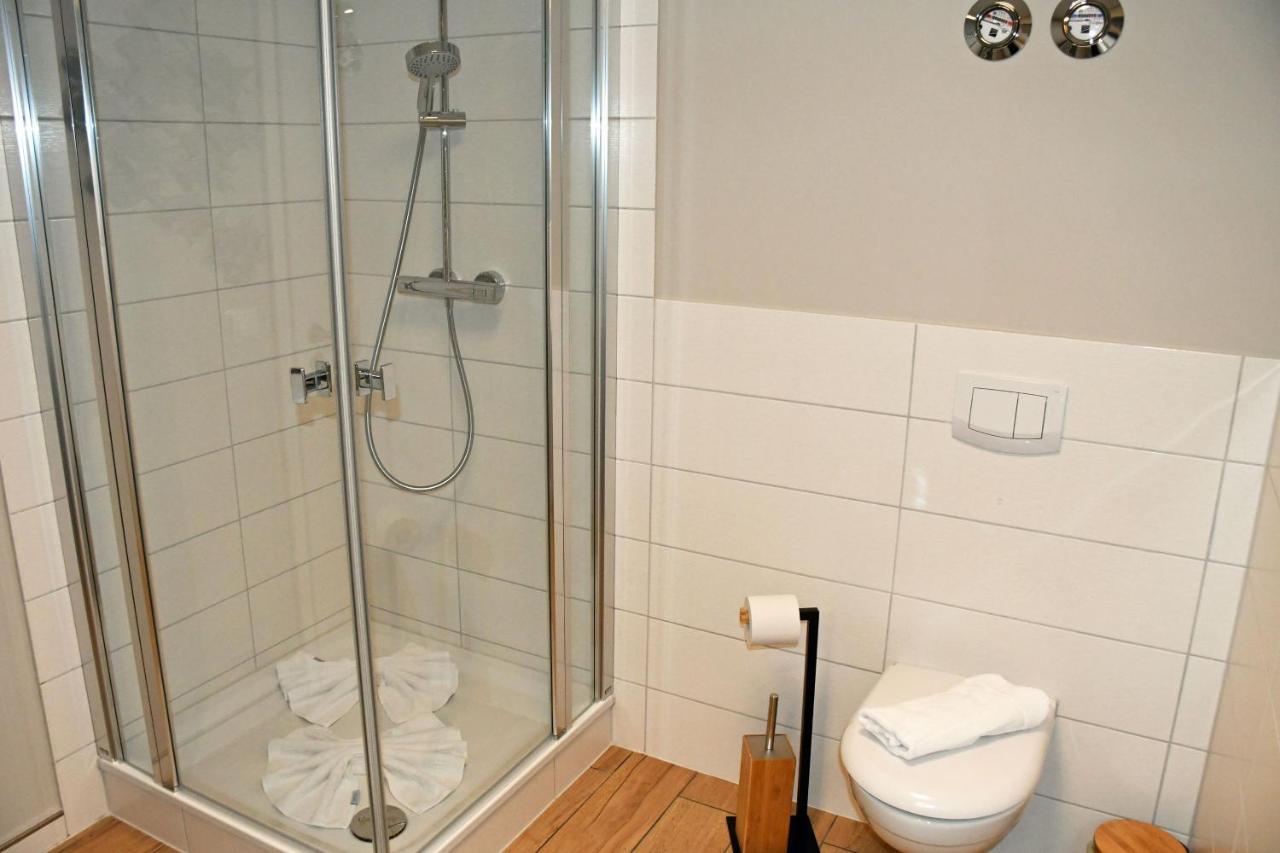 Schoene Ferienwohnungen Mit Kamin Im Ostseebad Sellin ภายนอก รูปภาพ